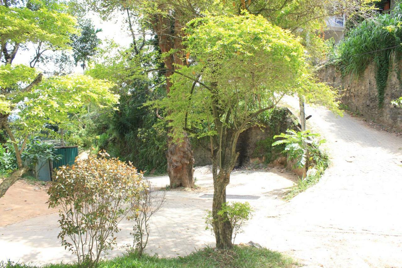 Kandy Shady Trees Villa Экстерьер фото